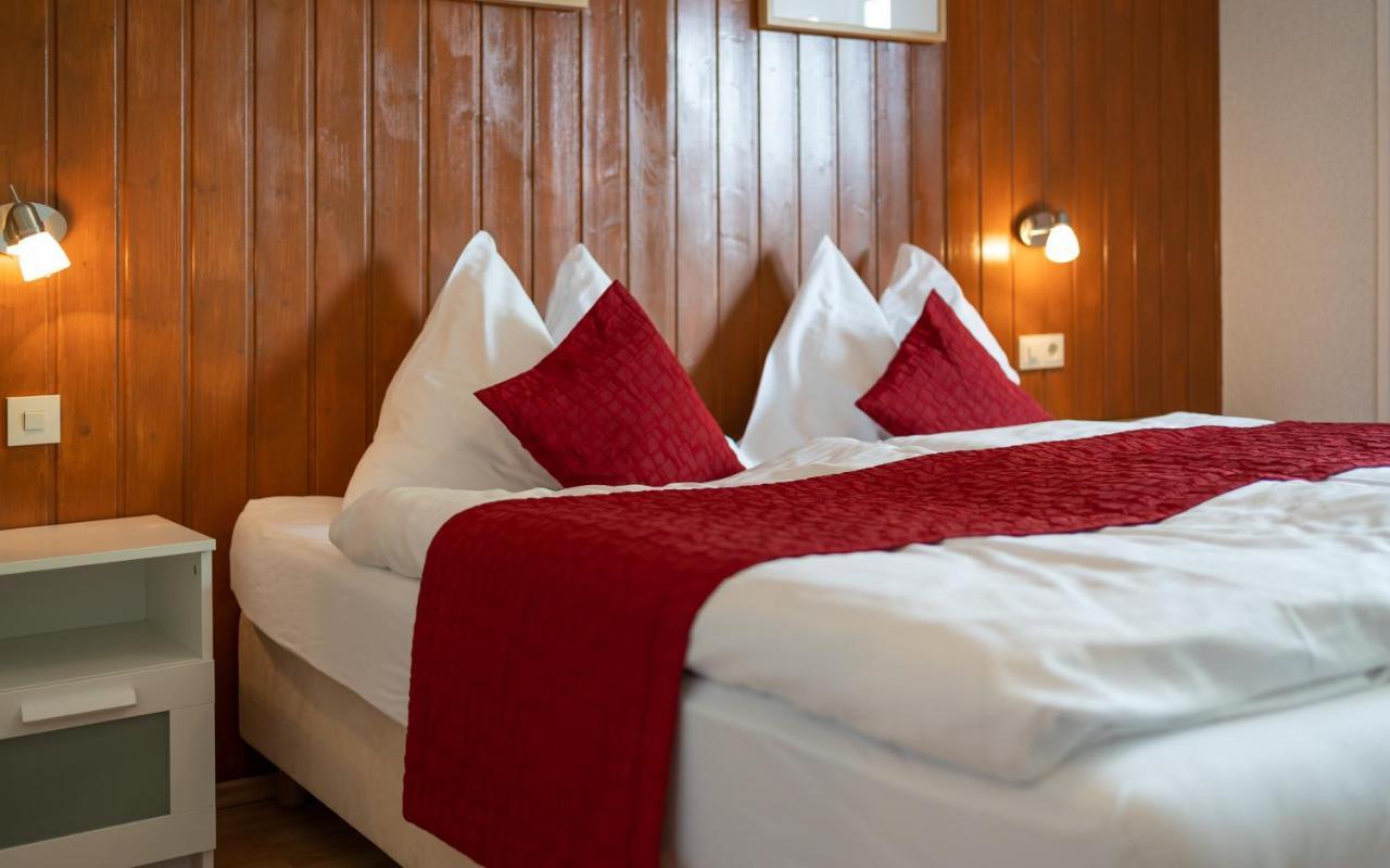Pension Hofweyer Ramsau am Dachstein Exterior photo