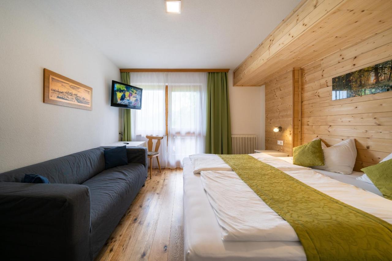 Pension Hofweyer Ramsau am Dachstein Exterior photo