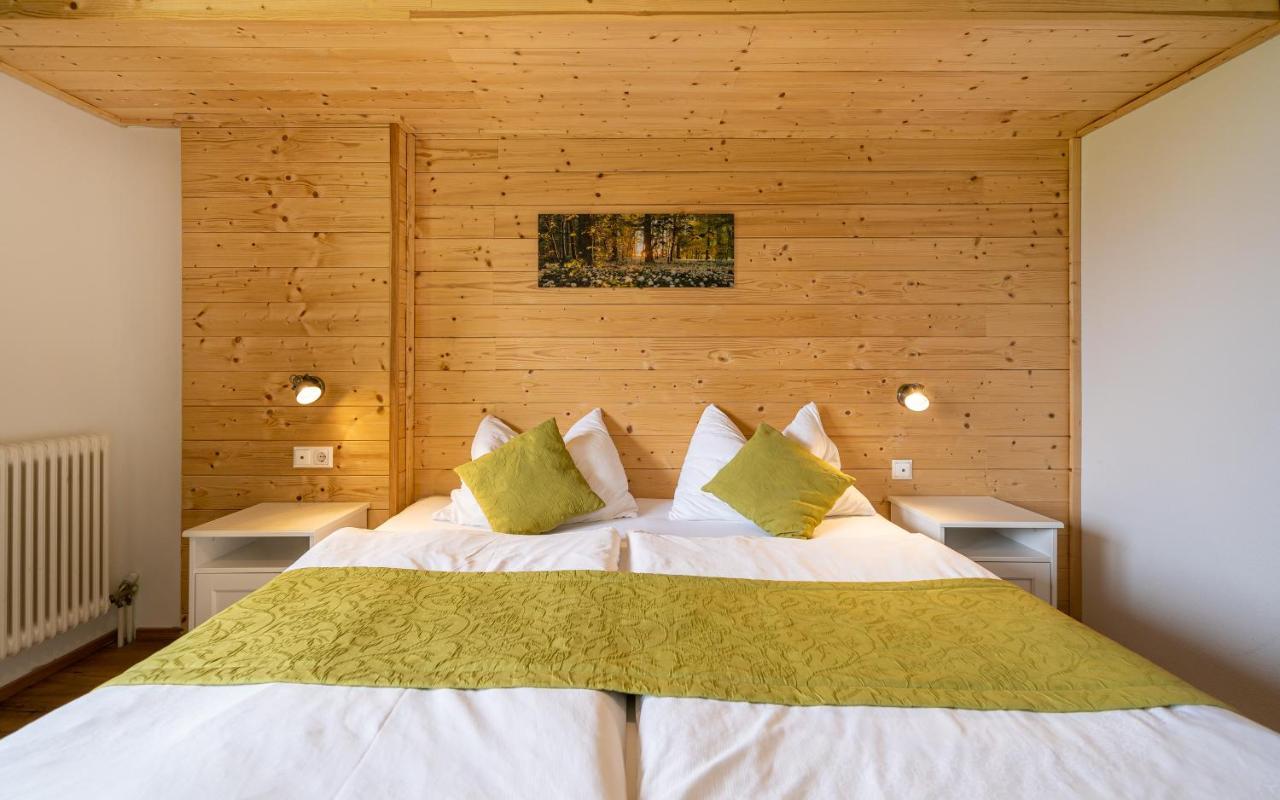 Pension Hofweyer Ramsau am Dachstein Exterior photo